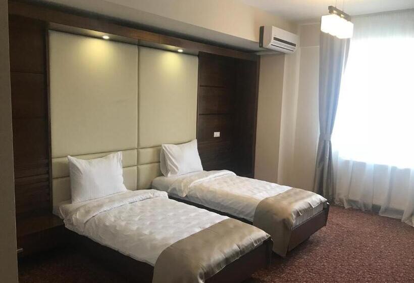 Номер Executive, Best