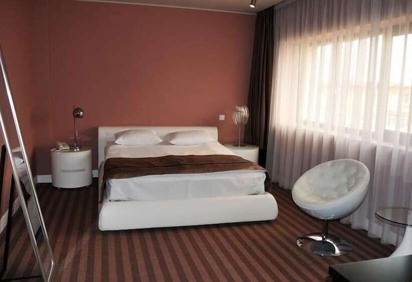 חדר סטנדרט, Dumbrava