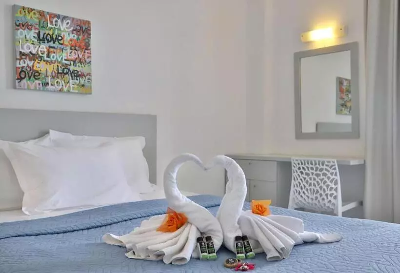 Chambre Standard Vue Mer Latérale, Elounda Krini