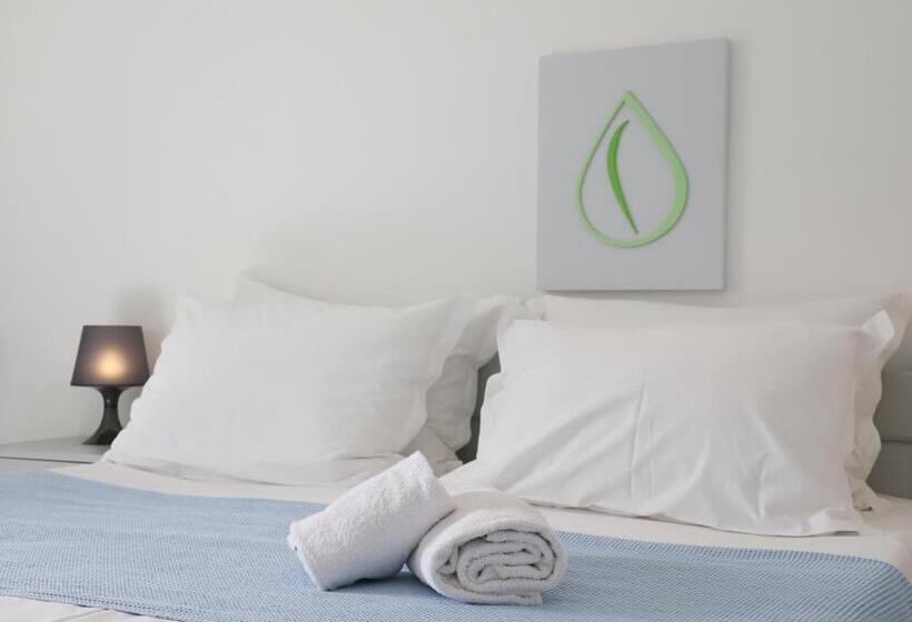 Классический номер с видом на горы, Elounda Krini