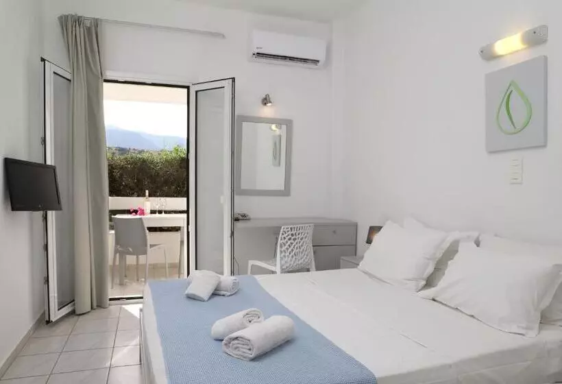 Chambre Familiale Vue Montagne, Elounda Krini