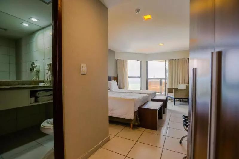 身障者適用キングサイズベッドルーム, Holiday Inn Express & Suites Wilson Downtown, An Ihg