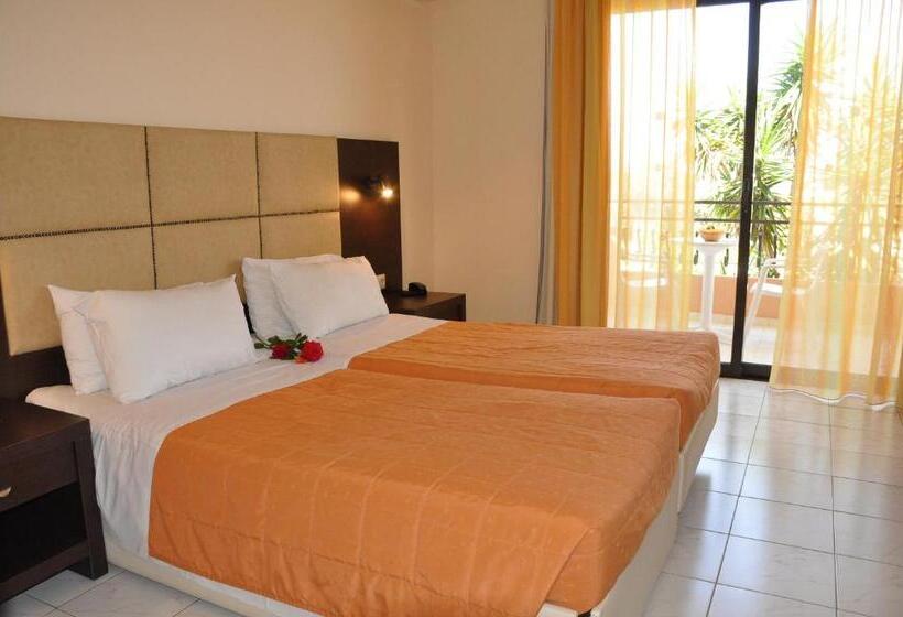 标准三人间, Pegasus