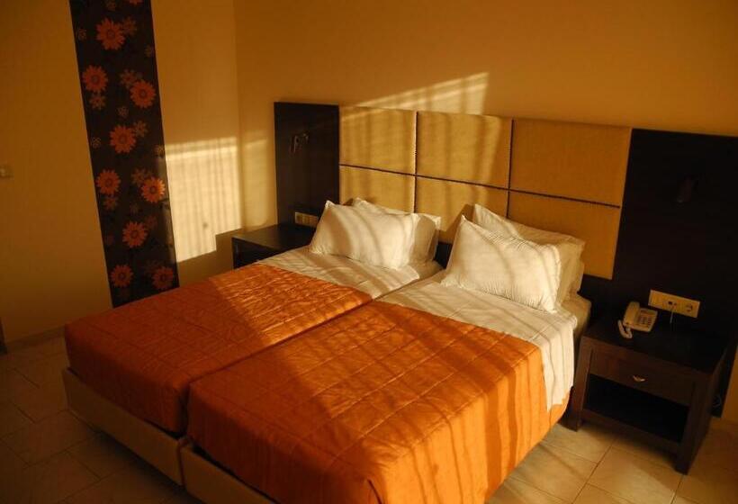 标准三人间, Pegasus