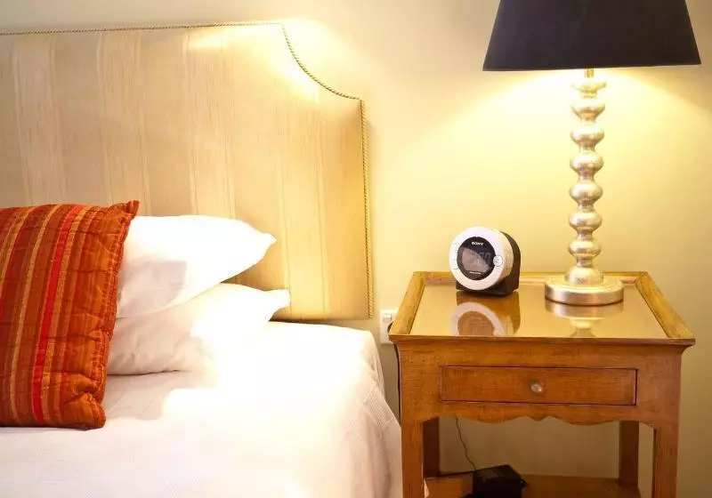 اتاق استاندارد با تخت بزرگ, The Beach House At Bayside