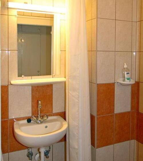 スタンダードルーム, Touring