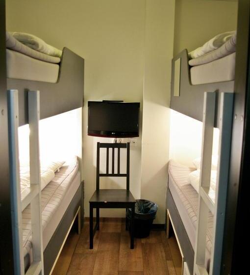 غرفة قياسية رباعية حمام مشترك, Vandrarhem Uppsala Centralstation