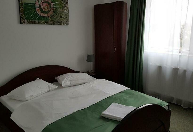 Quarto Estandar, Pension Yasmine