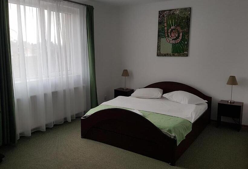 Quarto Superior, Pension Yasmine