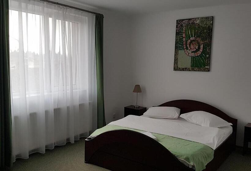 Quarto Superior, Pension Yasmine