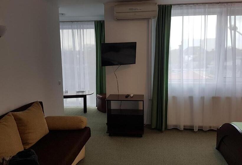 Quarto Superior, Pension Yasmine