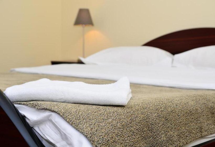 Quarto Estandar, Pension Yasmine