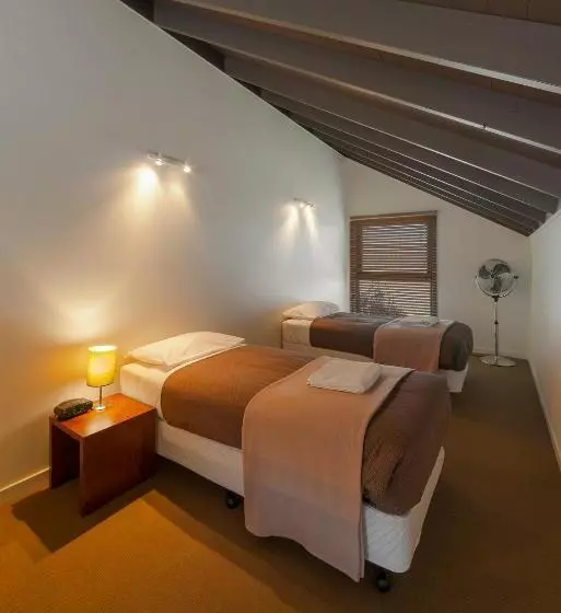 スリーベッドルーム　ヴィラ, Southern Ocean Villas