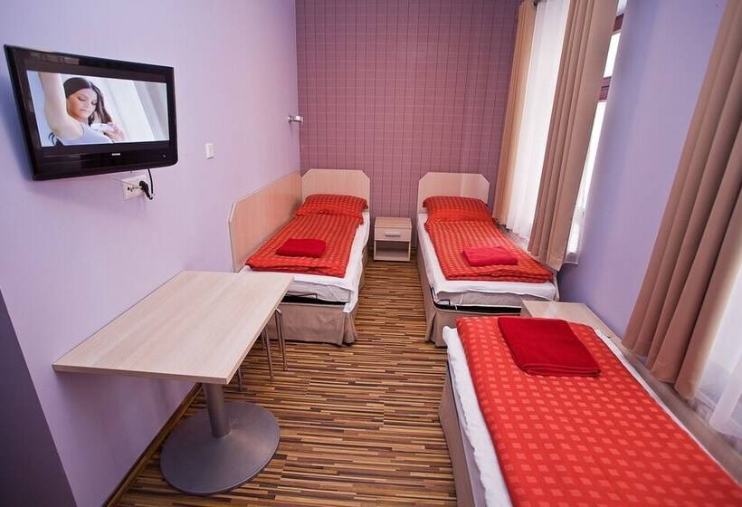 غرفة قياسية ثلاثية, Great Polonia Dwarf Wrocław