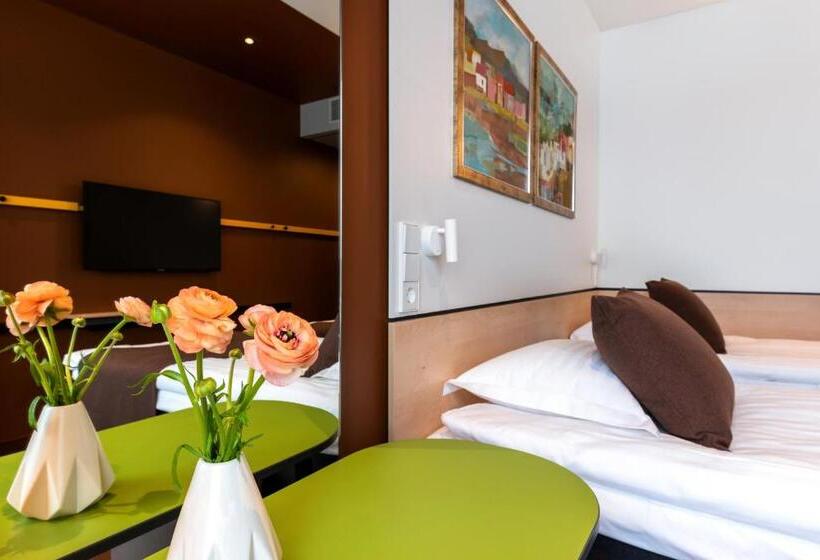 اتاق استاندارد, Art Hotel Pallas By Tartuhotels