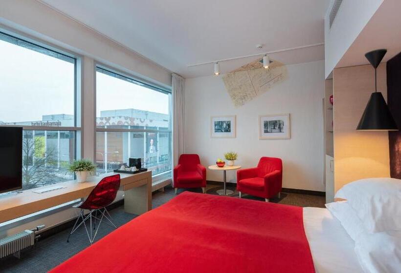 اتاق لوکس, Art Hotel Pallas By Tartuhotels