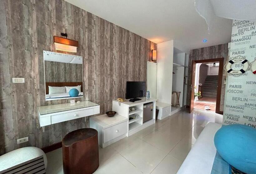 اتاق استاندارد, Benyada Lodge Surin Beach