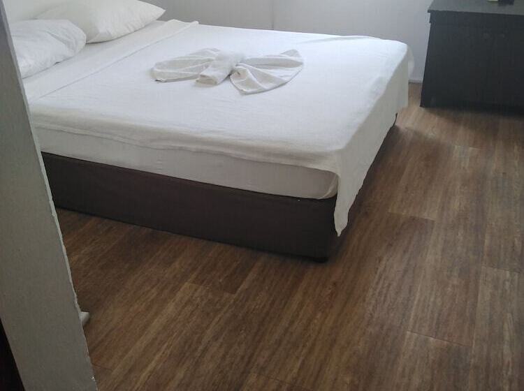 スタンダードルーム, Bircan