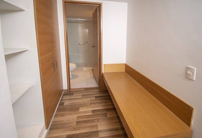 Номер Deluxe, Cosmos   Cali