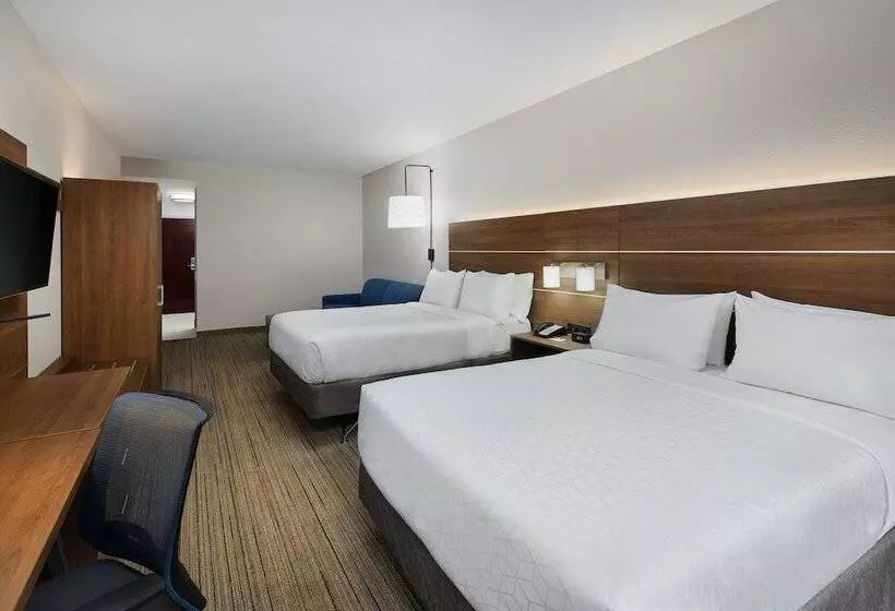 スイート, Holiday Inn Express Hotel & Suites Pensacola West Navy Base, An Ihg