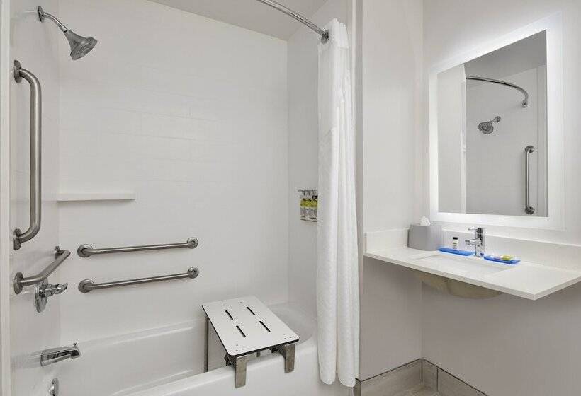 Quarto Estandar para Deficientes Físicos, Holiday Inn Express Hotel & Suites Pensacola West Navy Base, An Ihg