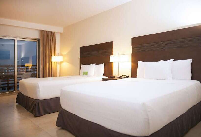 חדר משפחתי דלוקס, Wyndham Garden Cancun Downtown