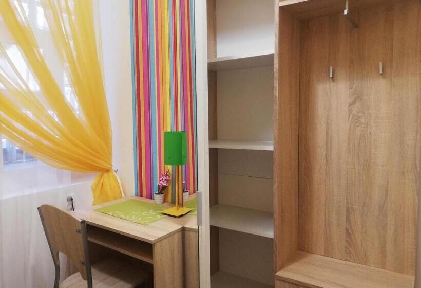 Номер Стандарт Индивидуальный, Lorf Hostel&coffee