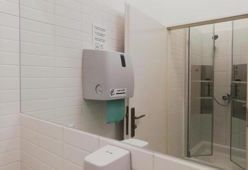 Семейный Номер, Lorf Hostel&coffee