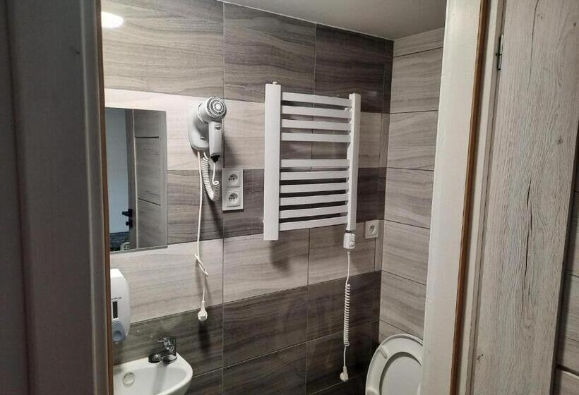 Апартаменты 1 Спальня, Lorf Hostel&coffee