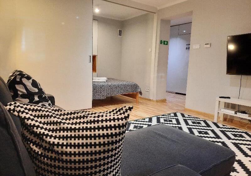 Апартаменты 1 Спальня, Lorf Hostel&coffee