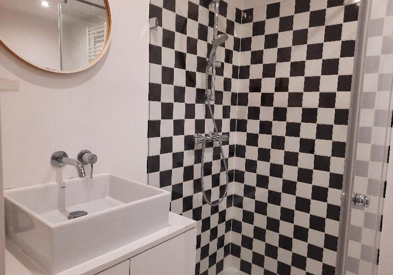 Апартаменты 1 Спальня, Lorf Hostel&coffee