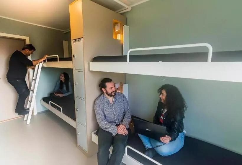 スタンダード４人部屋, Bergen Hostel Montana