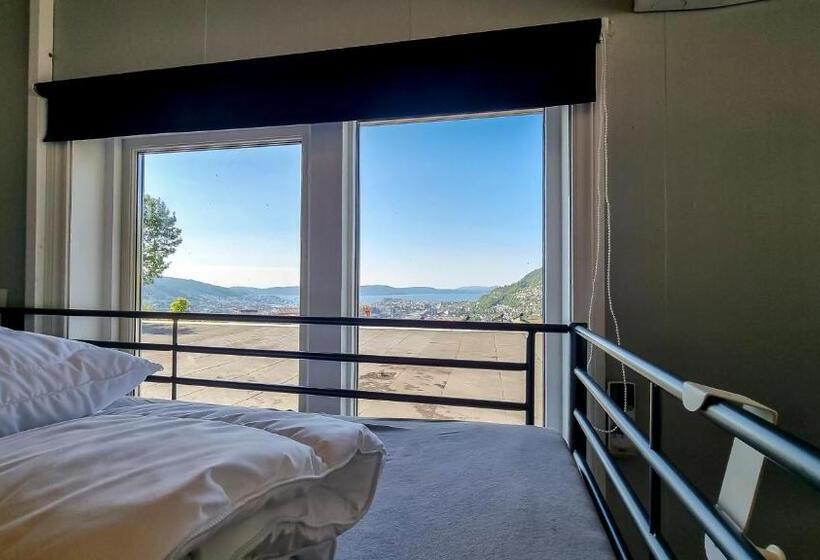 浴室共有ファミリールーム, Bergen Hostel Montana