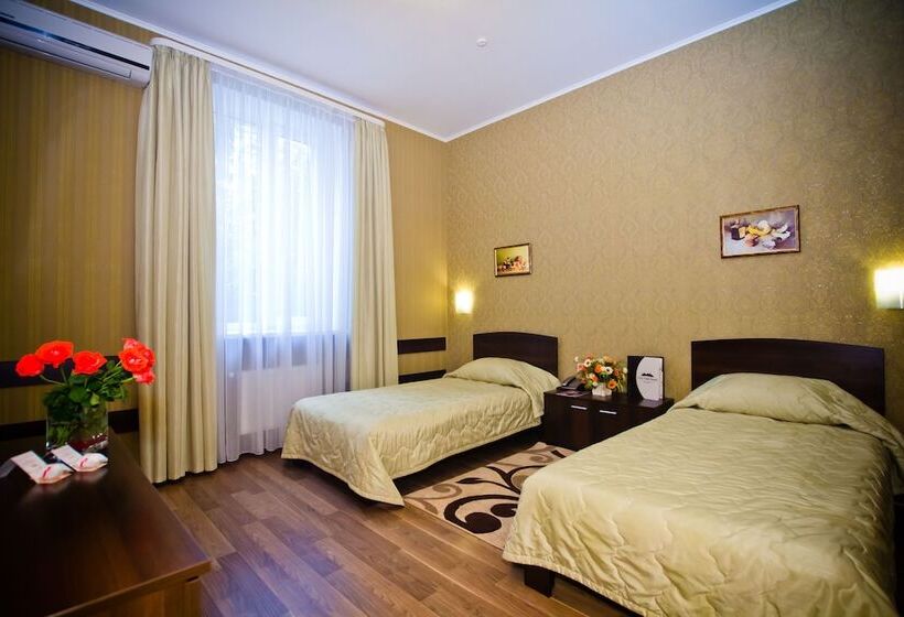 اتاق استاندارد, City Club