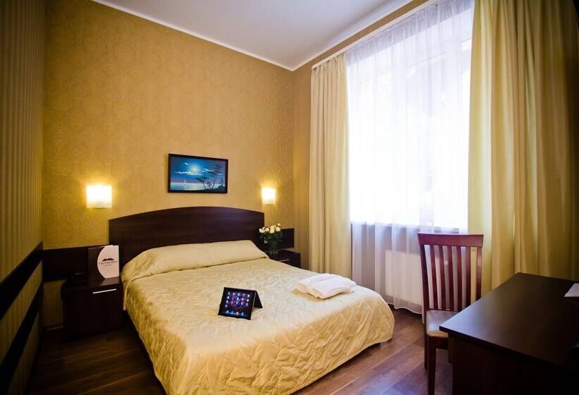 اتاق استاندارد, City Club