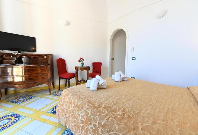 标准间, Croce Di Amalfi