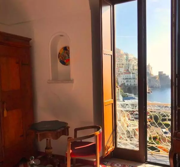 سوییت جونیور, Croce Di Amalfi