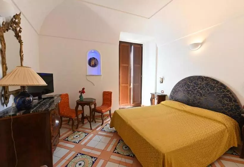 اتاق استاندارد با بالکن, Croce Di Amalfi
