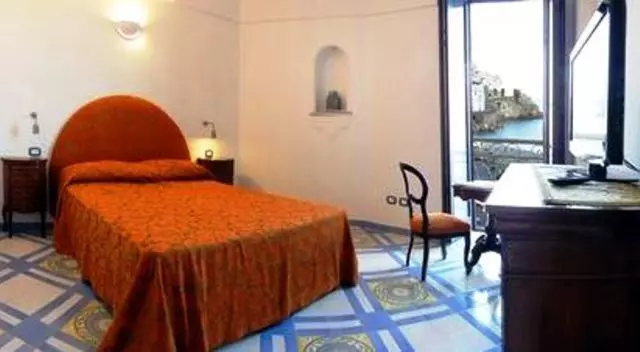 اتاق استاندارد با بالکن, Croce Di Amalfi