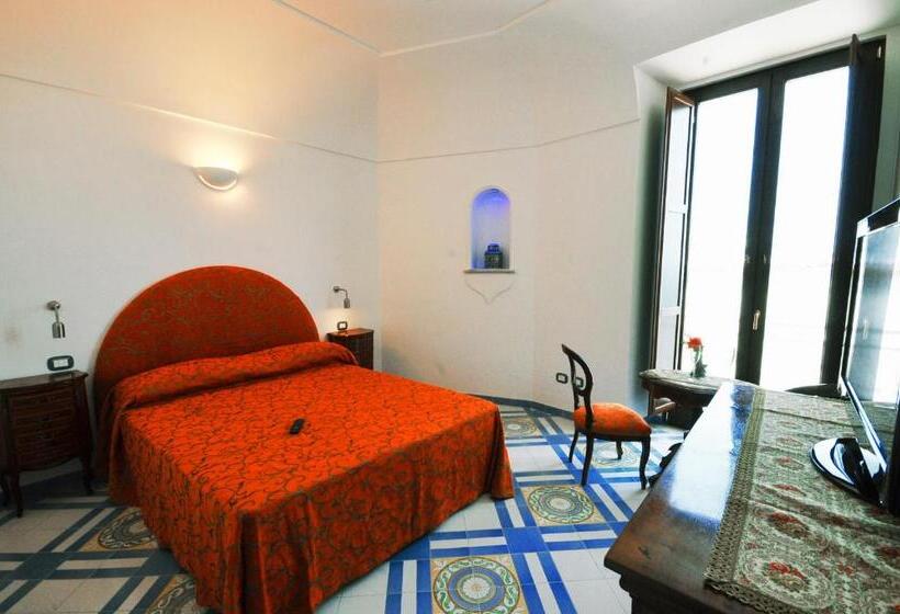 标准间带阳台, Croce Di Amalfi