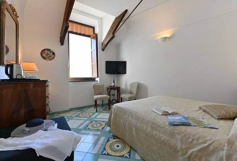 اتاق استاندارد یک نفره, Croce Di Amalfi