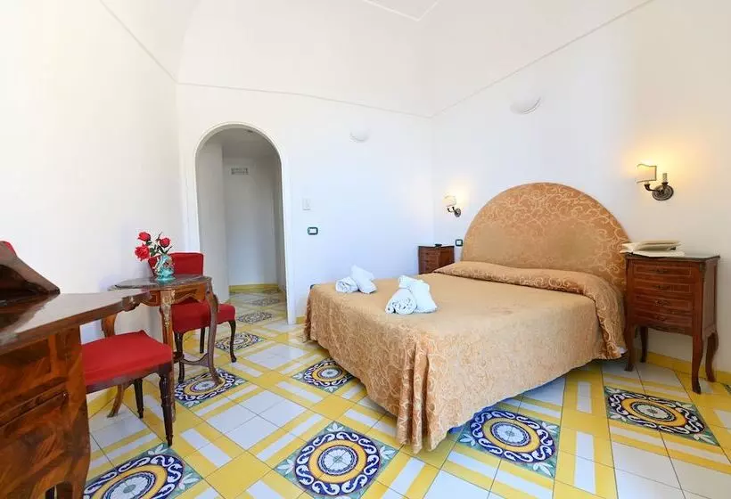 اتاق استاندارد, Croce Di Amalfi