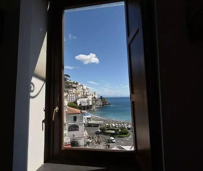اتاق استاندارد با چشم‌انداز دریا, Croce Di Amalfi