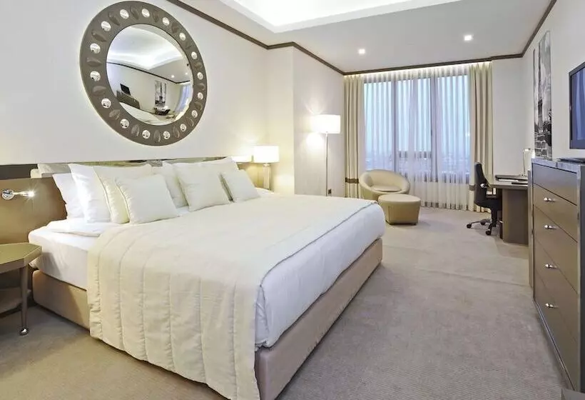 اتاق استاندارد, Crowne Plaza Bursa Convention Center & Thermal Spa, An Ihg