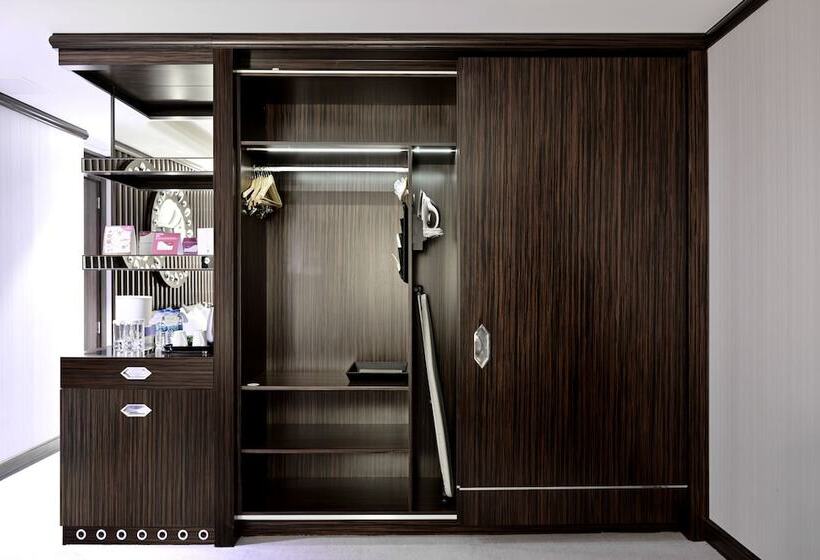 Номер Стандарт, Crowne Plaza Bursa Convention Center & Thermal Spa, An Ihg