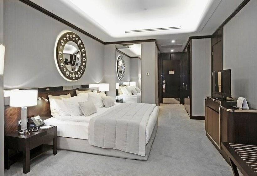 Номер Стандарт, Crowne Plaza Bursa Convention Center & Thermal Spa, An Ihg