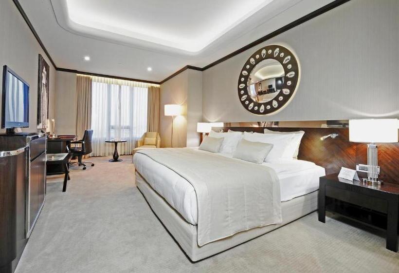 Номер Стандарт, Crowne Plaza Bursa Convention Center & Thermal Spa, An Ihg