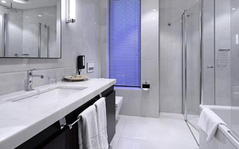 اتاق اجرایی با تخت بزرگ, Crowne Plaza Bursa Convention Center & Thermal Spa, An Ihg