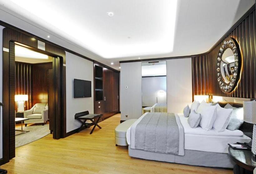Президентский Люкс, Crowne Plaza Bursa Convention Center & Thermal Spa, An Ihg