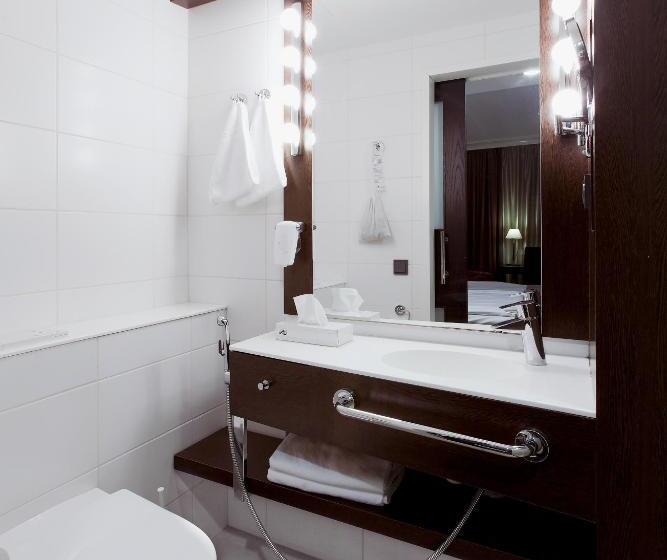 חדר סופריור עם מיטת קינג, Holiday Club Saimaan Rauha